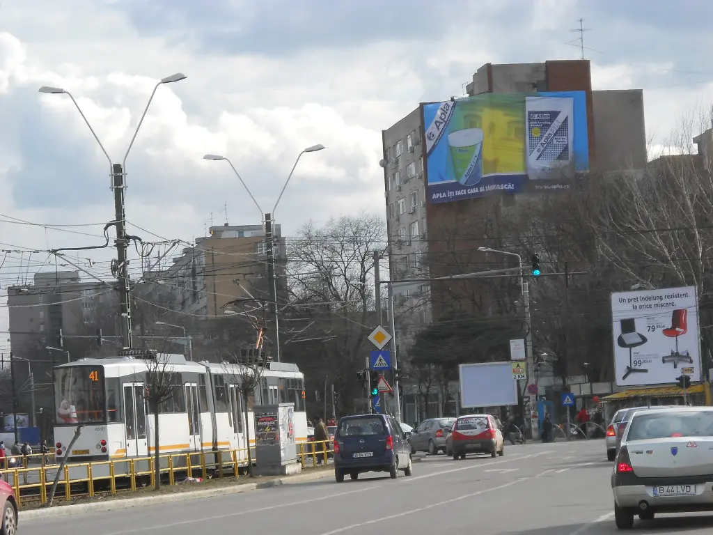 Locatie mesh Plaza Romania