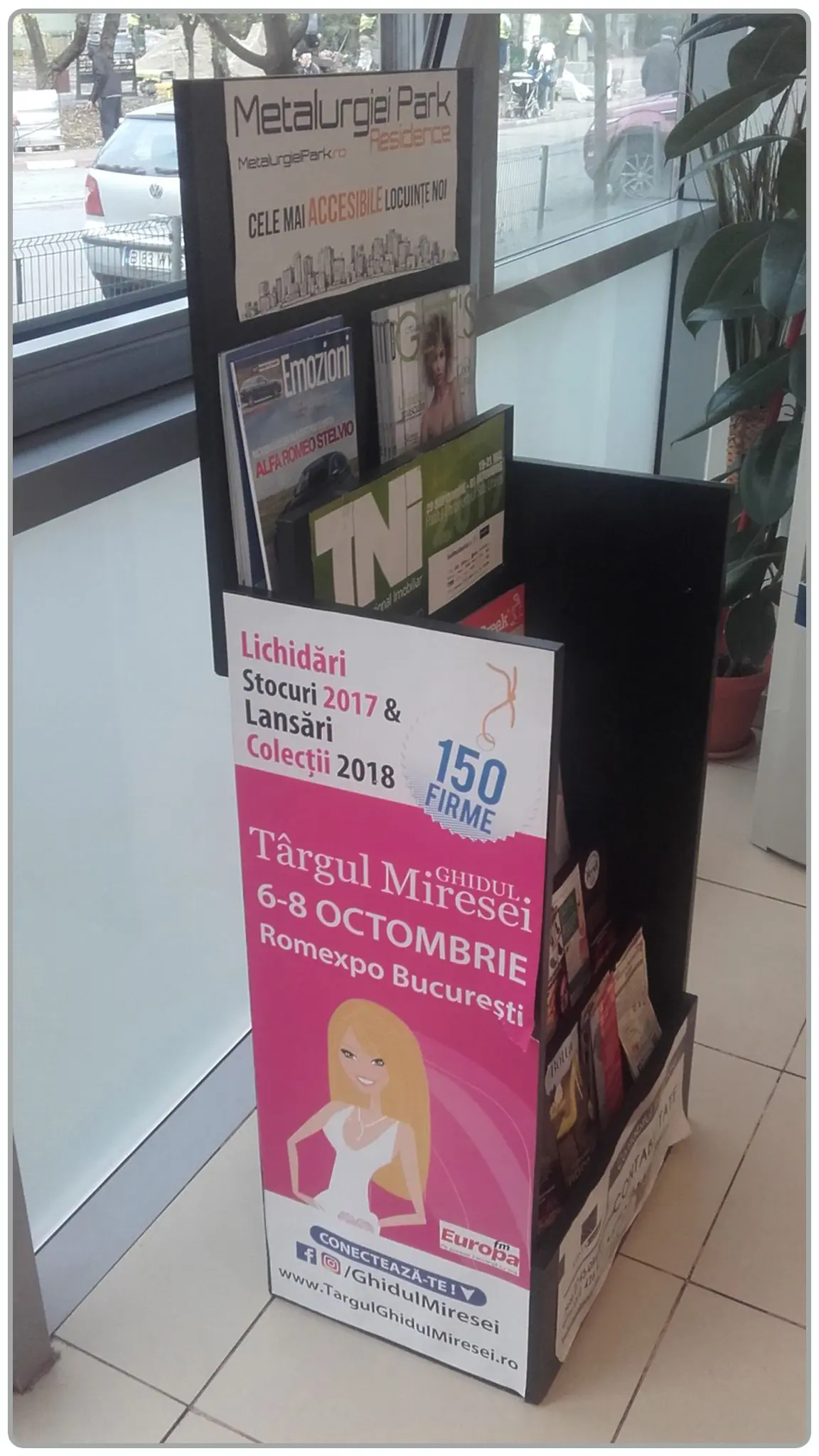 Afisaj reclama standuri indoor