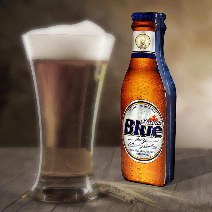 Tricouri comprimate in forma de sticla de bere